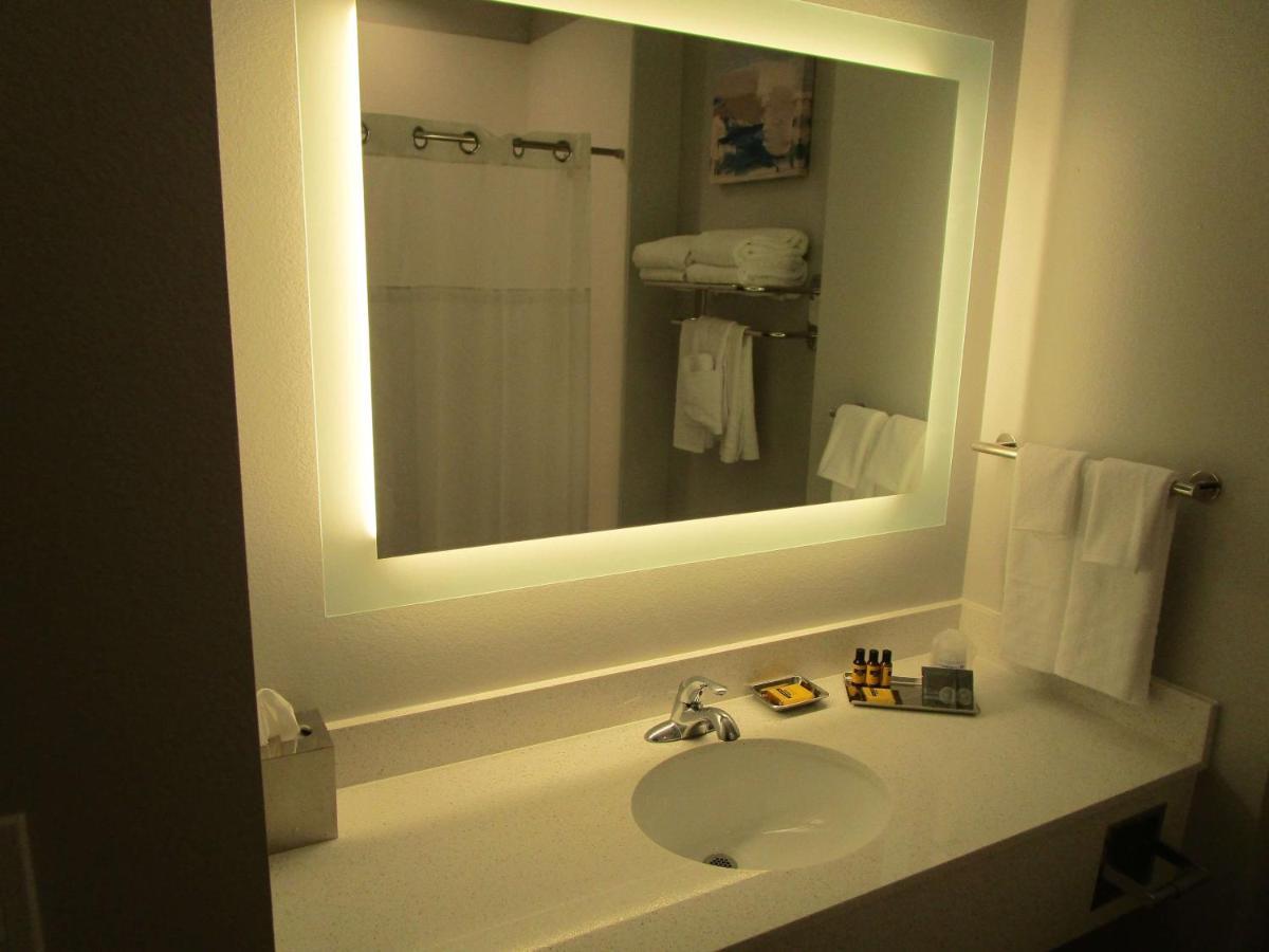 Reddy Hotel Bonham Luaran gambar