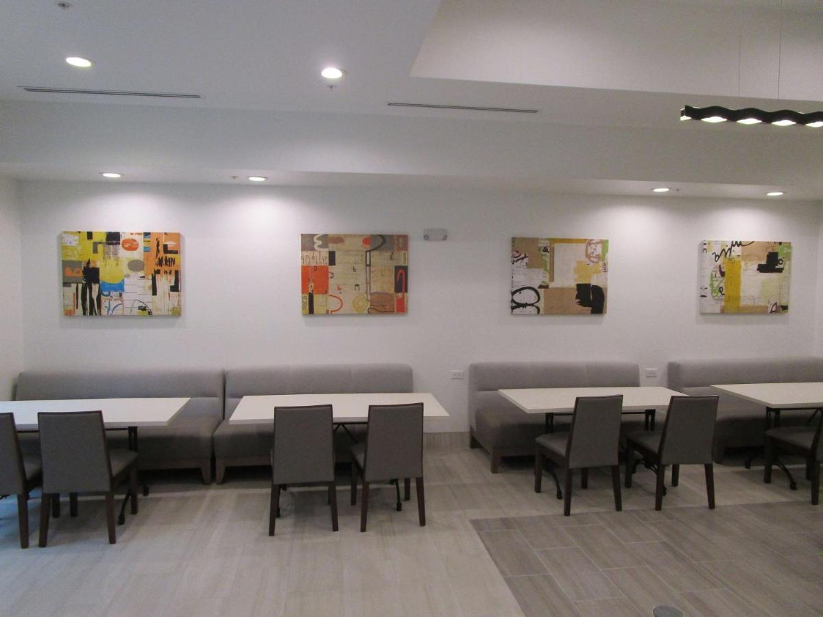 Reddy Hotel Bonham Luaran gambar